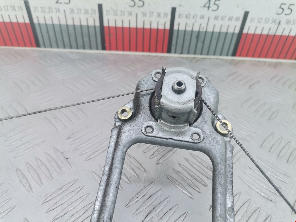 Стеклоподъемник задний правый FORD Focus I 1998-2005