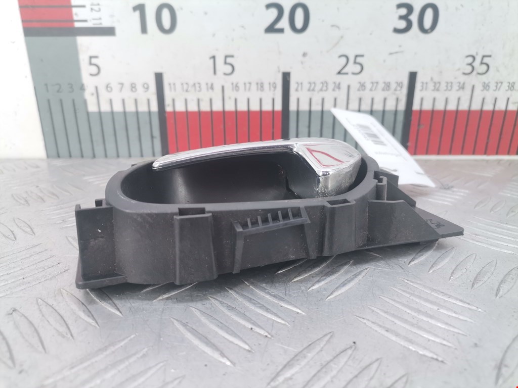 Ручка дверная передняя внутренняя левая PEUGEOT 207 2006-2015