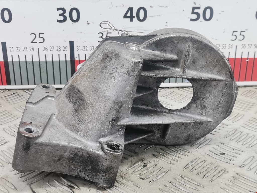 Кронштейн CHRYSLER PT Cruser 2000-2010