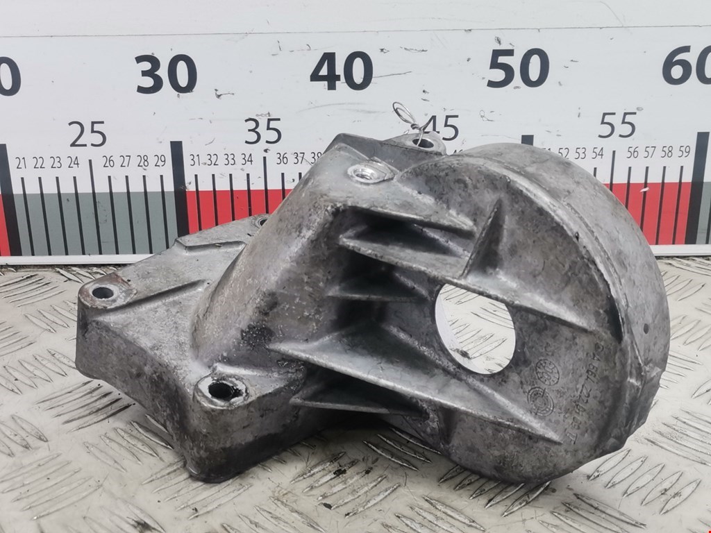 Кронштейн CHRYSLER PT Cruser 2000-2010