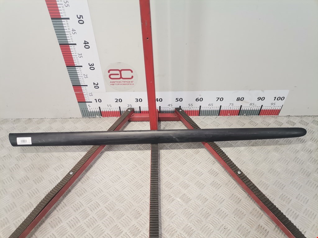 Накладка (молдинг) двери передней правой Peugeot 206 + (2009-2012)