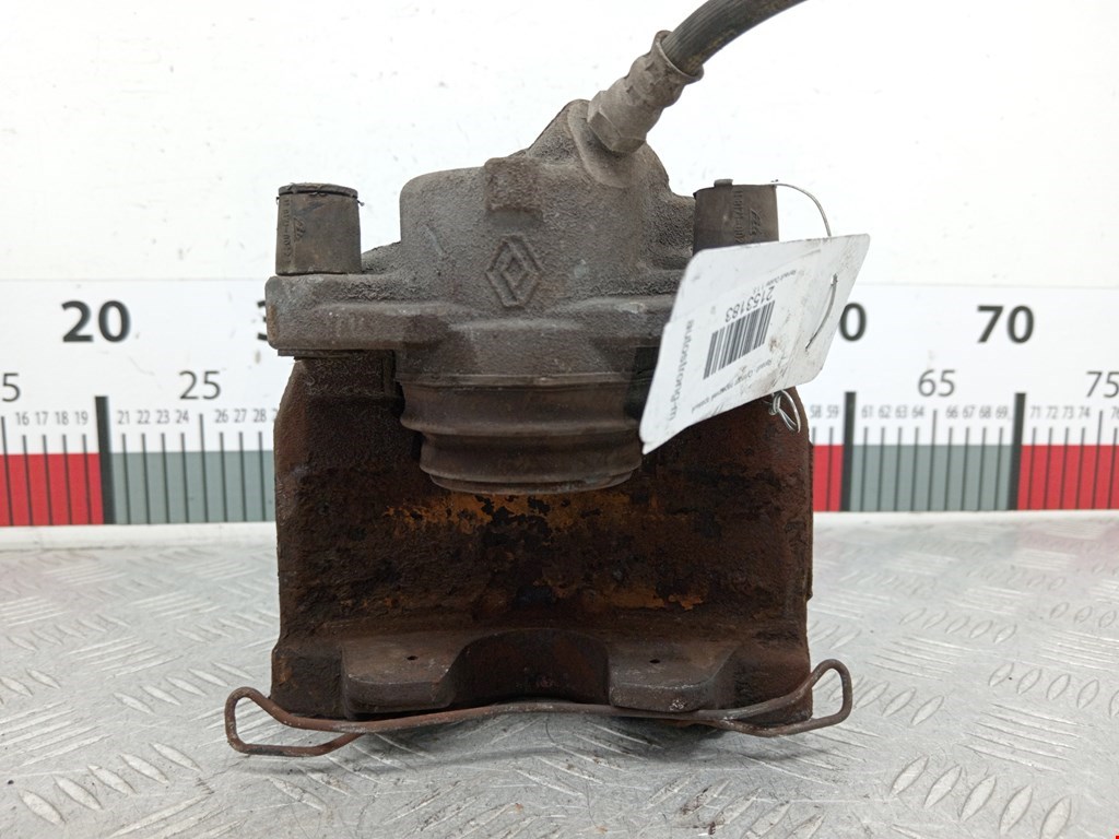 Суппорт передний правый RENAULT Duster 2011-2021