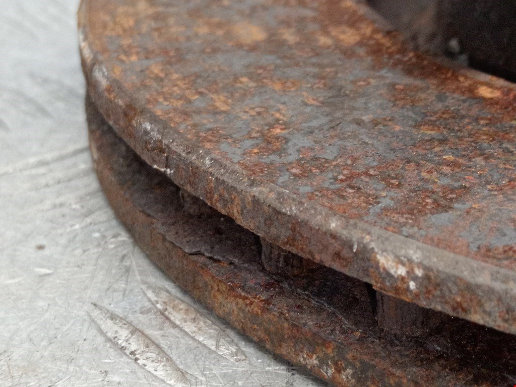 Диск тормозной передний PEUGEOT 206 1998-2012