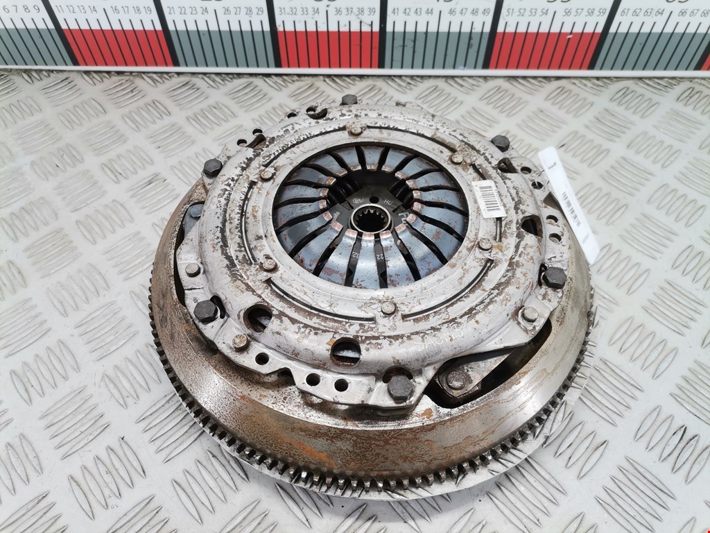 Маховик (демпфер сцепления) OPEL Meriva A 2003-2010