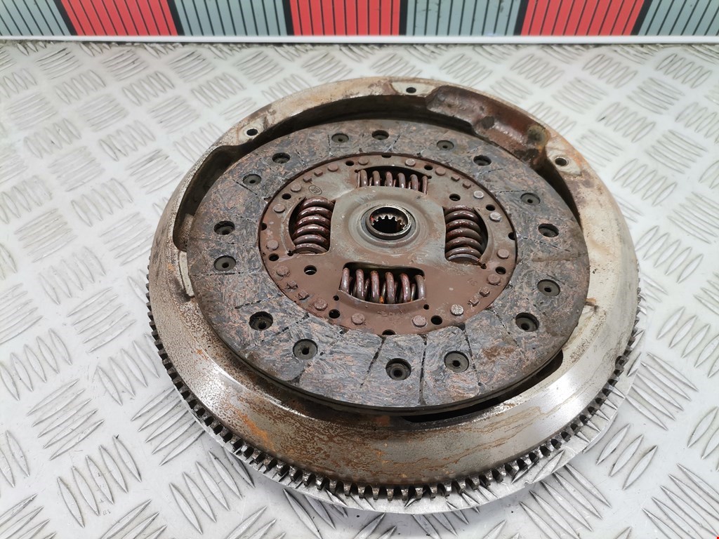 Маховик (демпфер сцепления) OPEL Meriva A 2003-2010