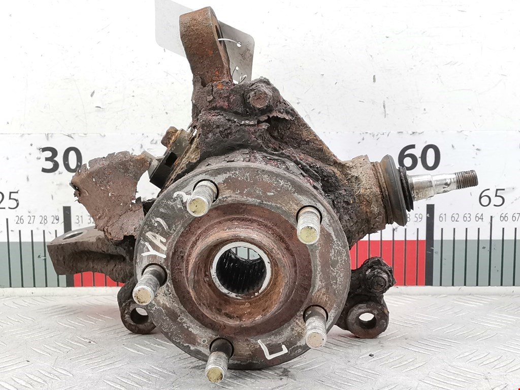 Ступица передняя левая/правая SUBARU Forester I 1997-2002