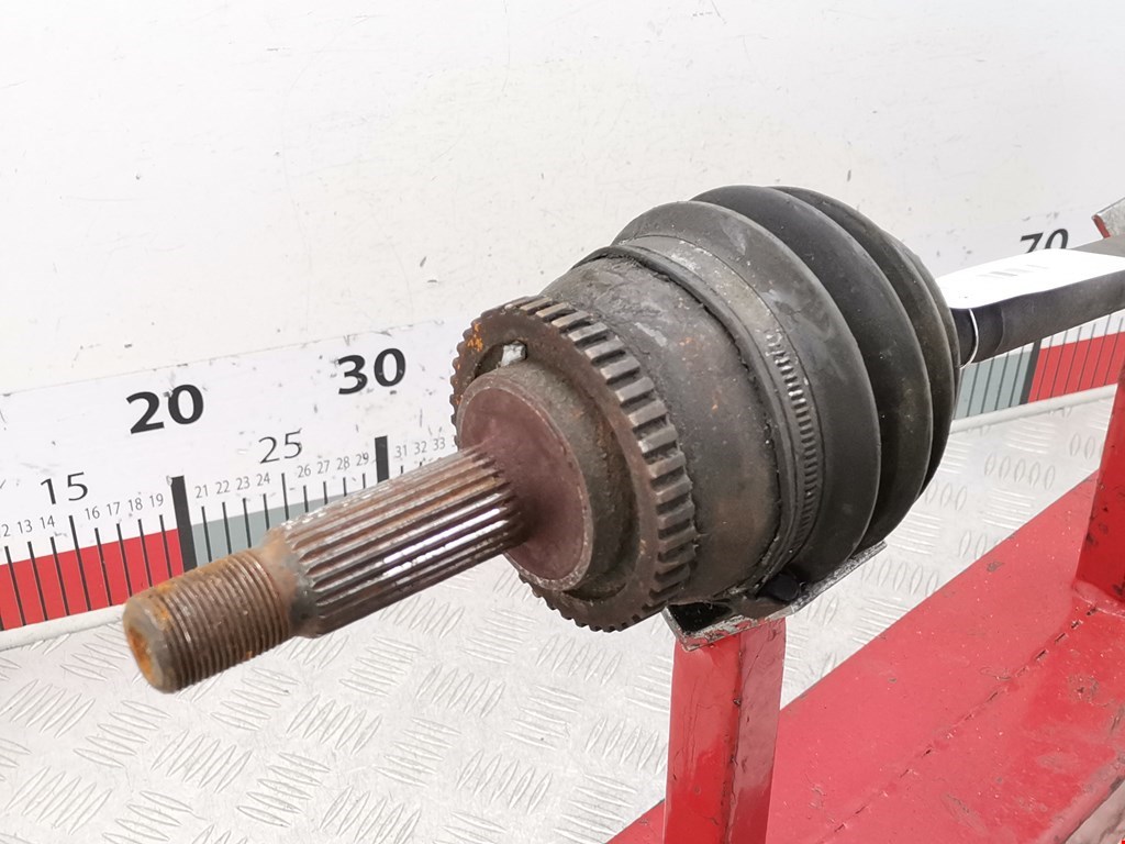 Полуось (привод, приводной вал) передняя левая RENAULT Kangoo 1997-2008