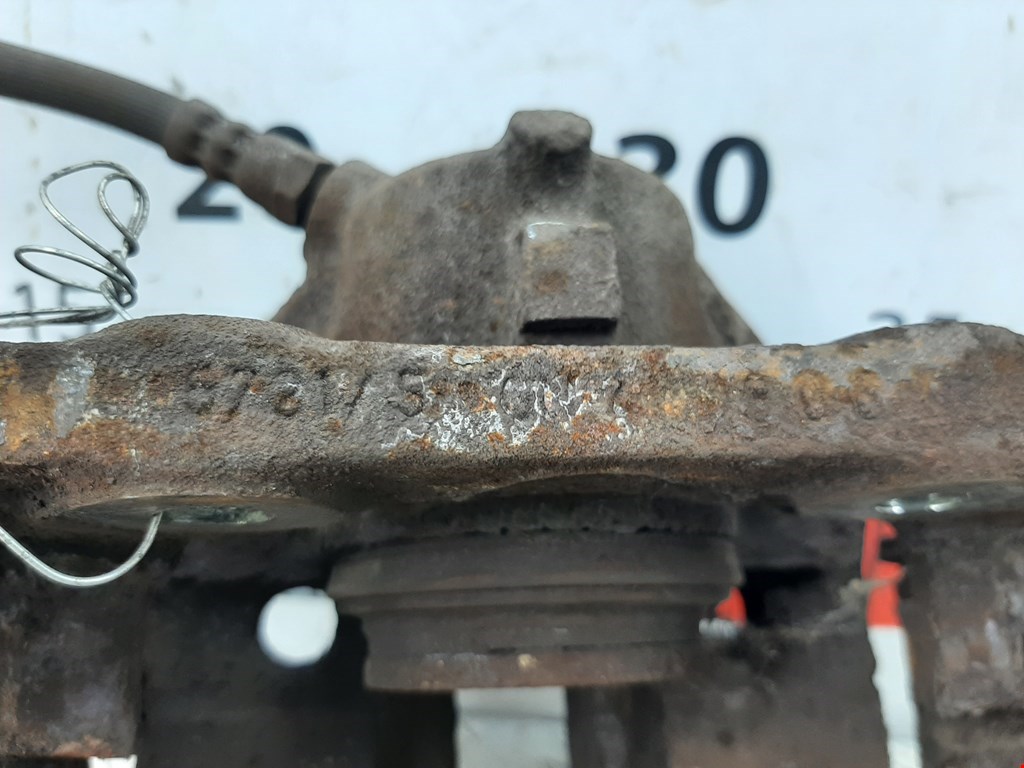 Суппорт передний левый CITROEN Berlingo 1996-2012