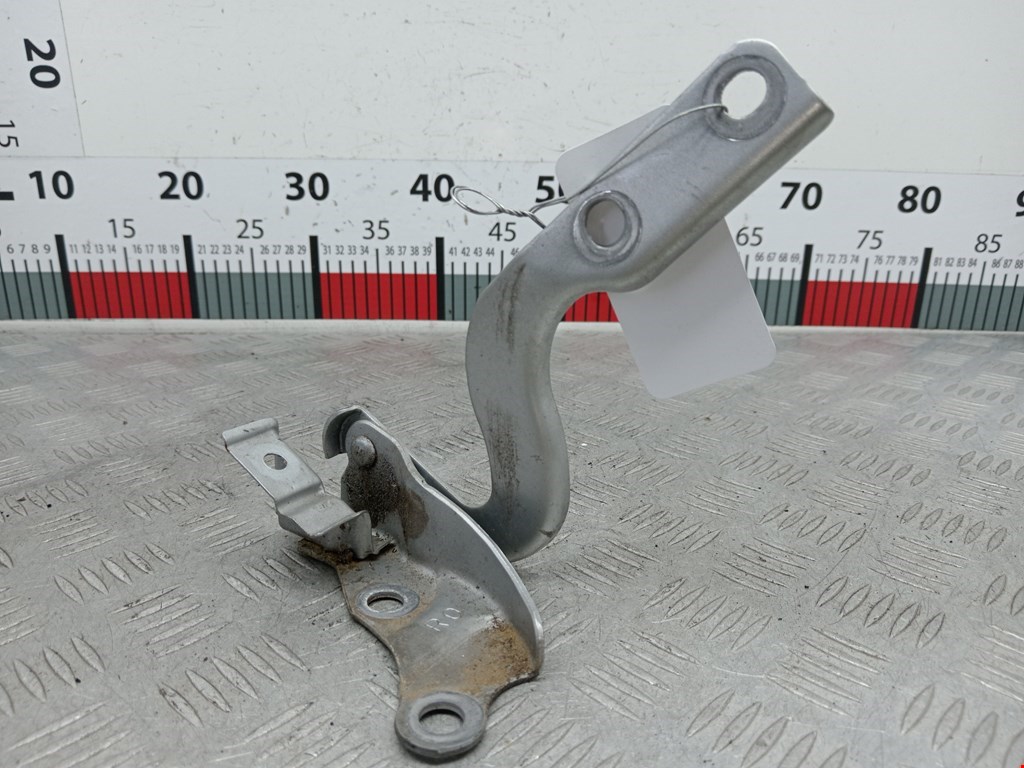 Петля капота левая/правая MAZDA Demio DW 1996-2002