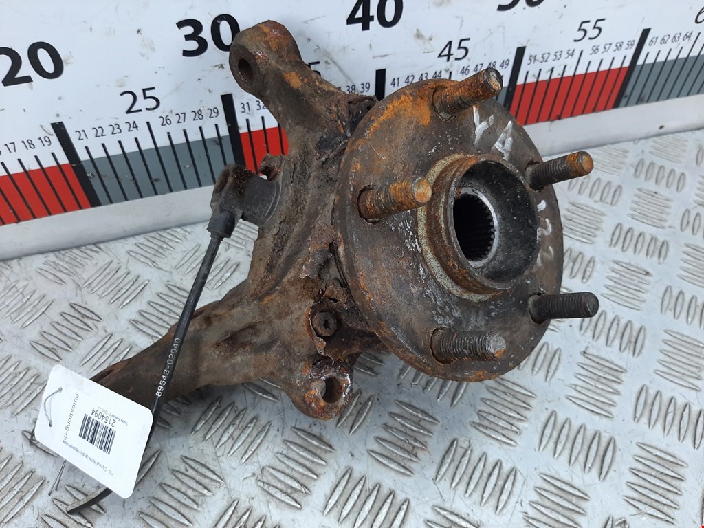 Ступица передняя левая TOYOTA Avensis 2003-2008