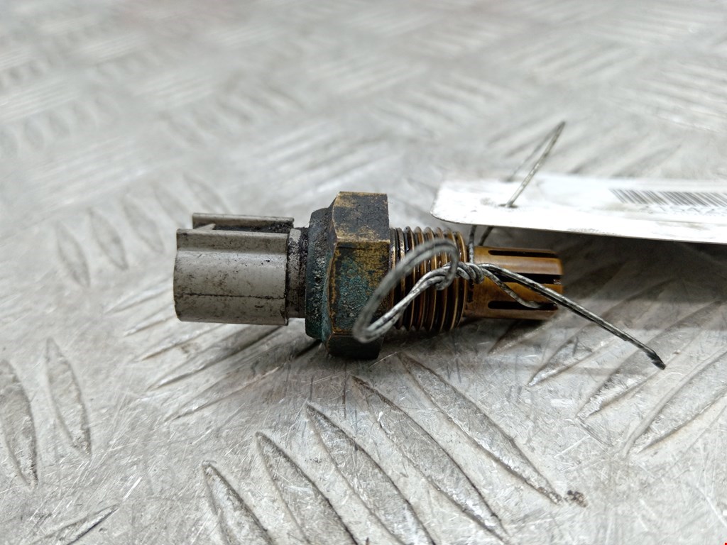 Датчик температуры воздуха TOYOTA Avensis 2003-2008