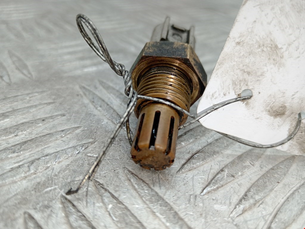 Датчик температуры воздуха TOYOTA Avensis 2003-2008