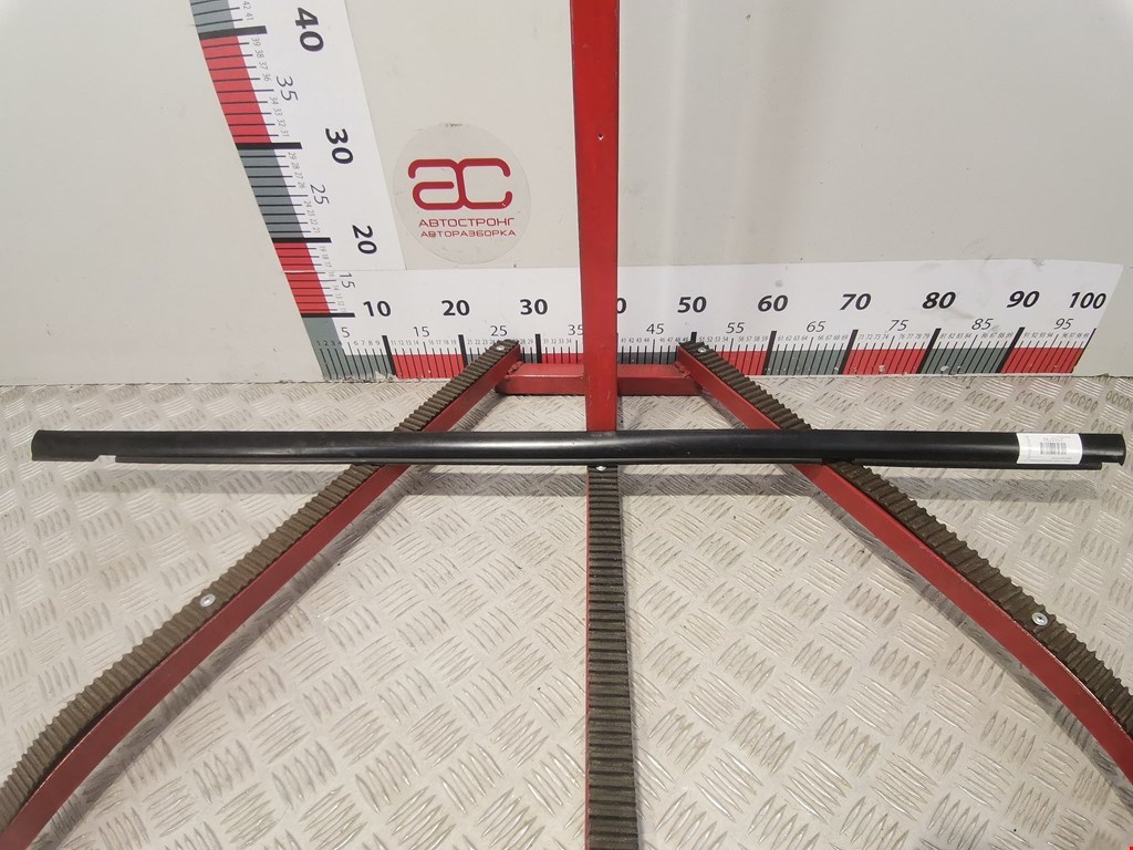 Накладка декоративная (молдинг) стекла двери задней правой Renault Espace 4 (2002-2014)