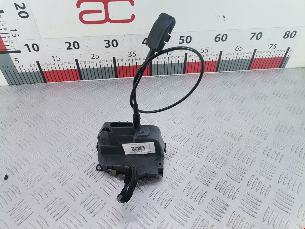 Замок двери задней правой RENAULT Scenic II 2003-2010