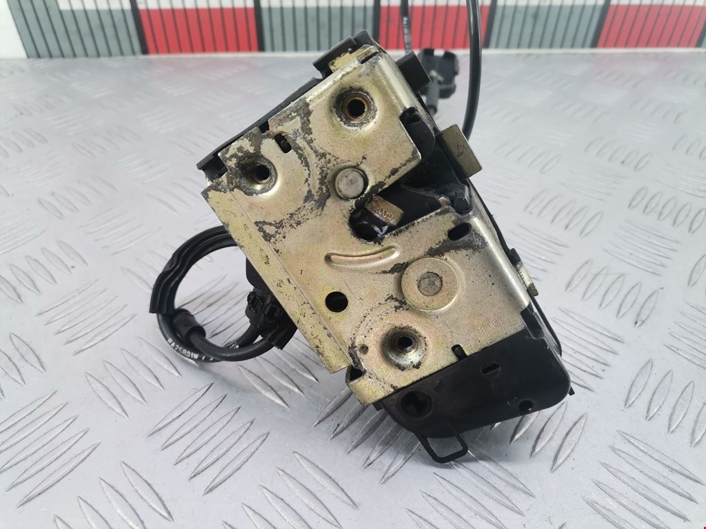 Замок двери задней правой RENAULT Scenic II 2003-2010