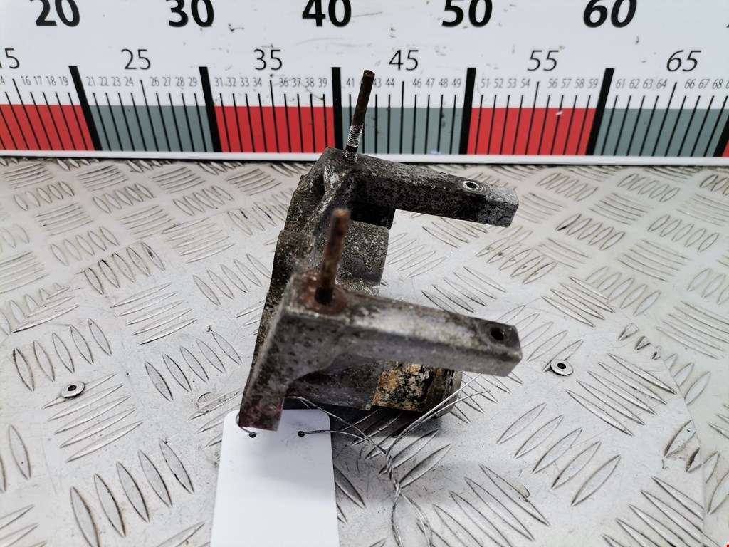 Тройник системы охлаждения FORD Focus I 1998-2005