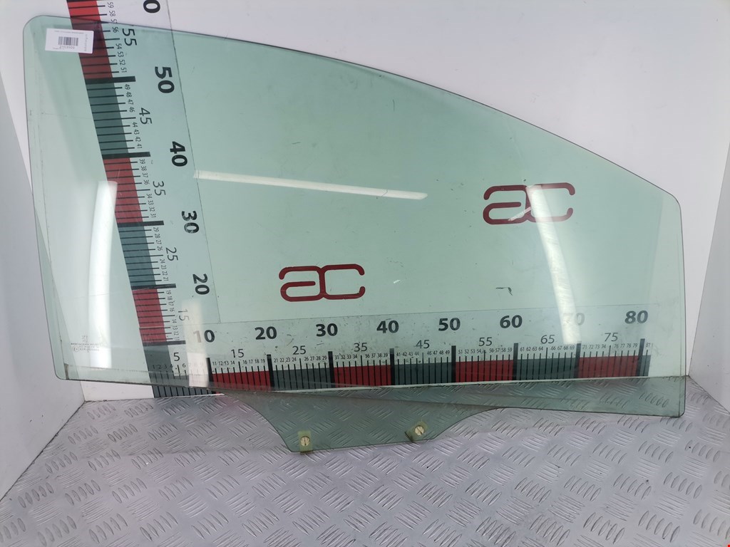 Стекло двери переднее правое PEUGEOT 307 2001-2008