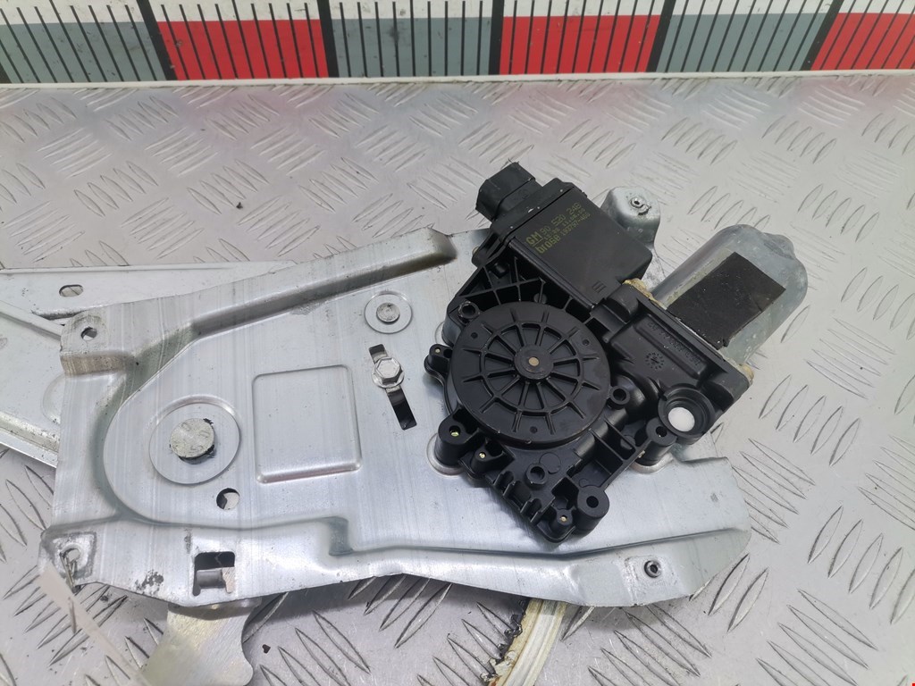 Стеклоподъемник передний правый OPEL Omega B 1994-2004