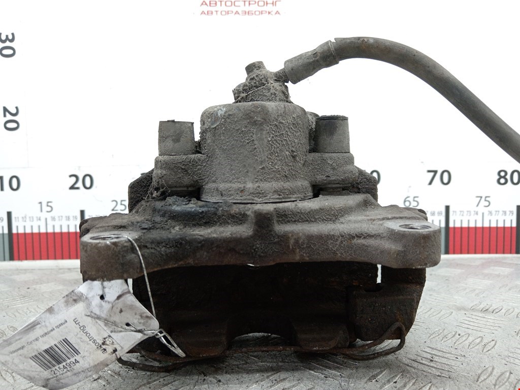 Суппорт передний правый VOLKSWAGEN Passat B6 2005-2011