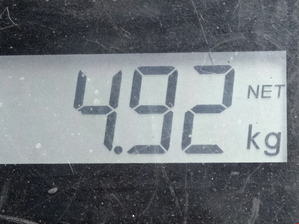 Суппорт передний правый VOLKSWAGEN Passat B6 2005-2011