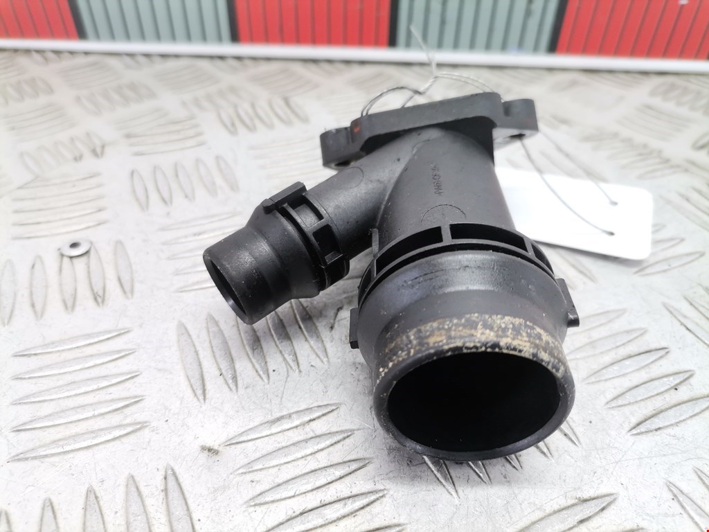 Тройник системы охлаждения BMW 5er 5 серия E39 1995-2004