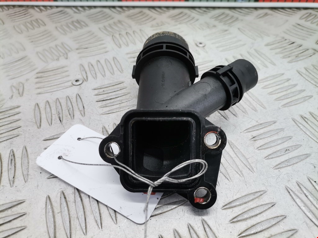 Тройник системы охлаждения BMW 5er 5 серия E39 1995-2004