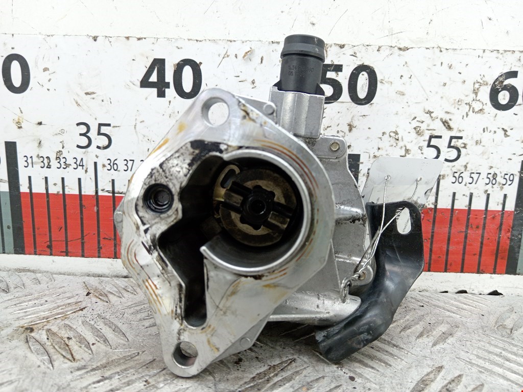 Насос вакуумный Renault Megane 2 (2002-2009)