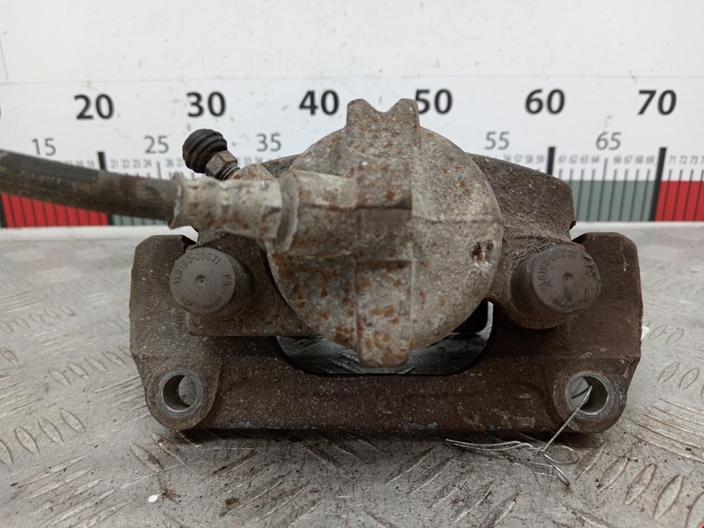 Суппорт передний левый RENAULT Megane II 2002-2009