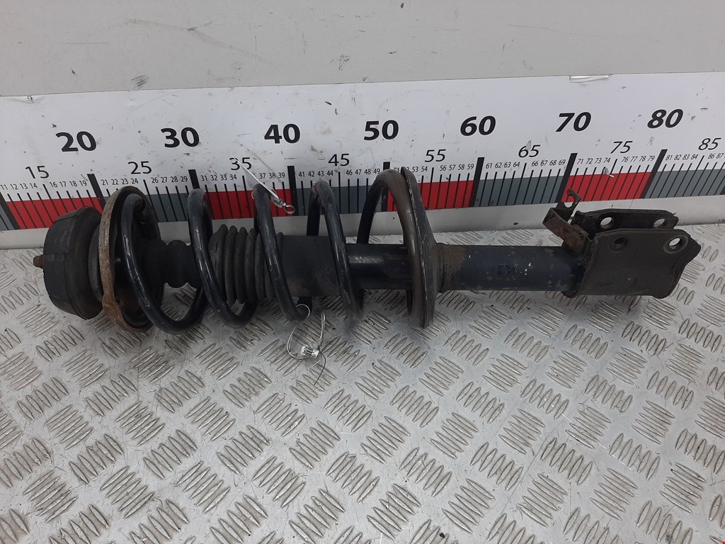 Амортизатор передний левый RENAULT Sandero 2009-2014