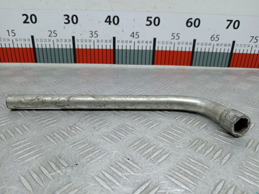 Ключ балонный VOLKSWAGEN Golf IV 1997-2003