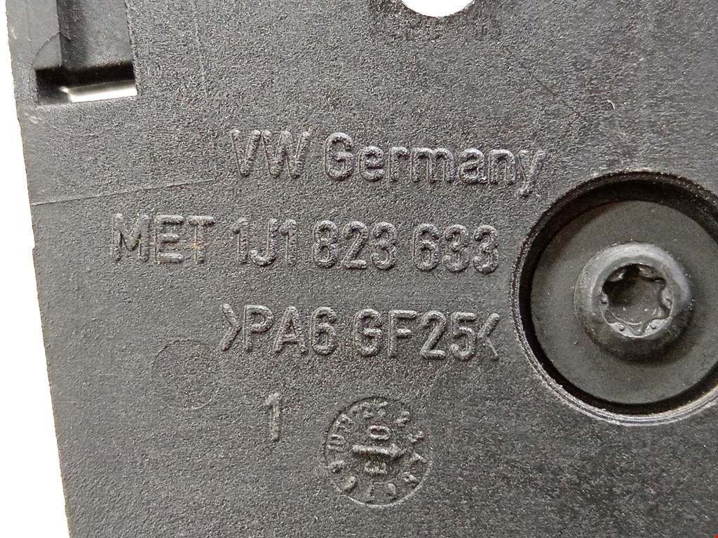 Ручка открывания капота VOLKSWAGEN Polo IV 2001-2009