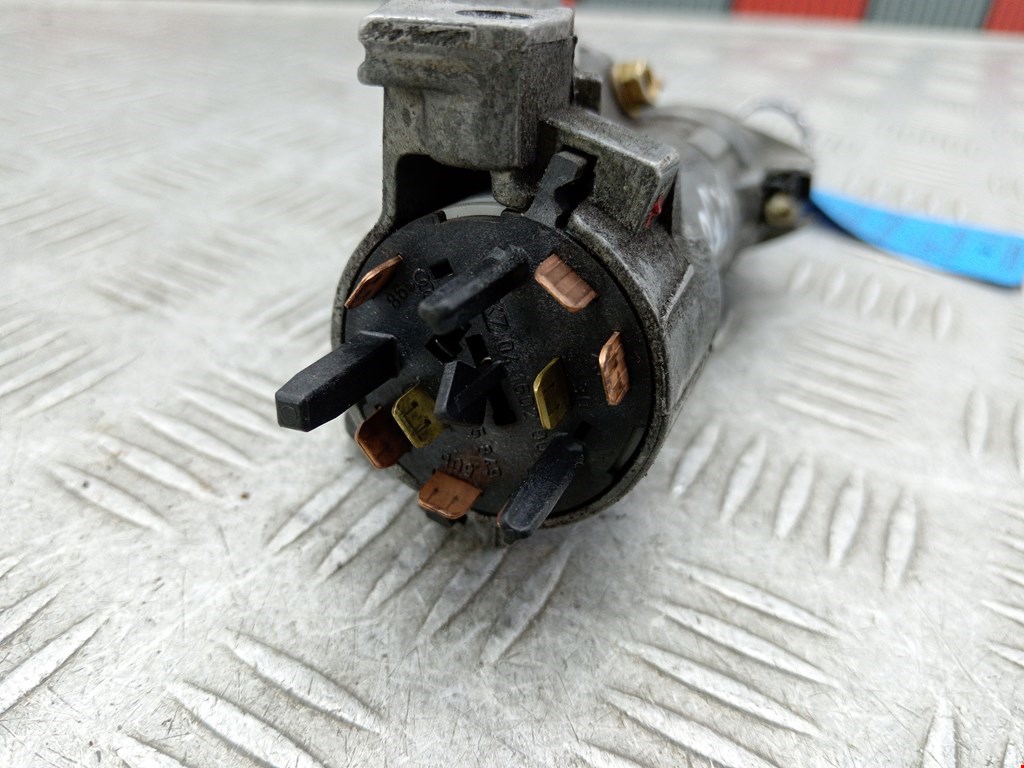 Замок зажигания VOLKSWAGEN Golf IV 1997-2003