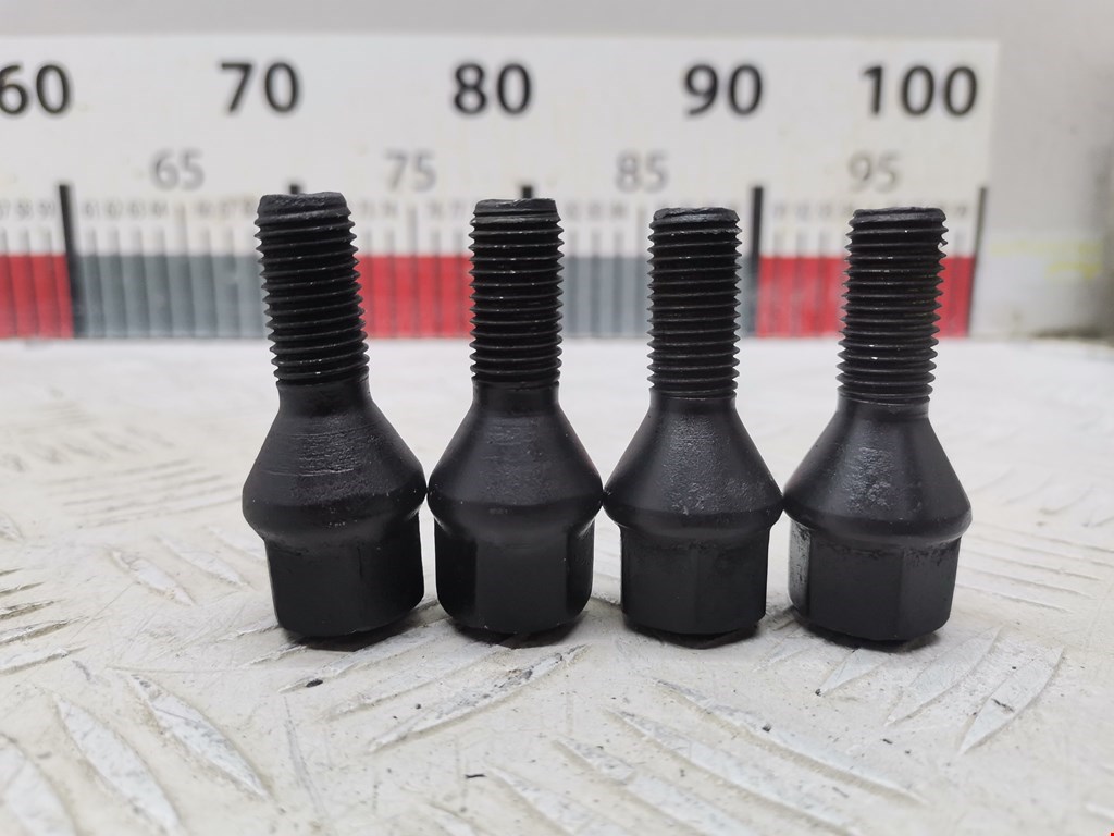 Болты NISSAN Note E11 2005-2014