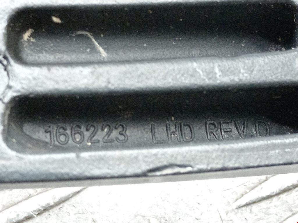 Поводок дворников передний левый/ правый OPEL Vectra Vectra C 2002-2008