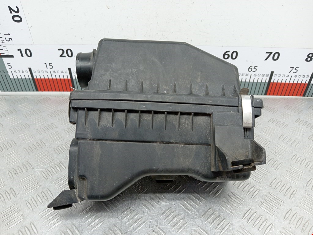 Корпус воздушного фильтра MITSUBISHI Colt Z3 2003-2012