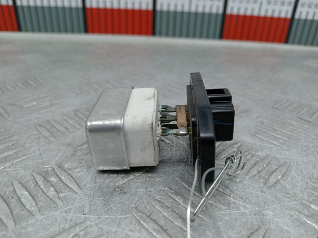 Резистор отопителя (сопротивление печки) MAZDA Demio DW 1996-2002