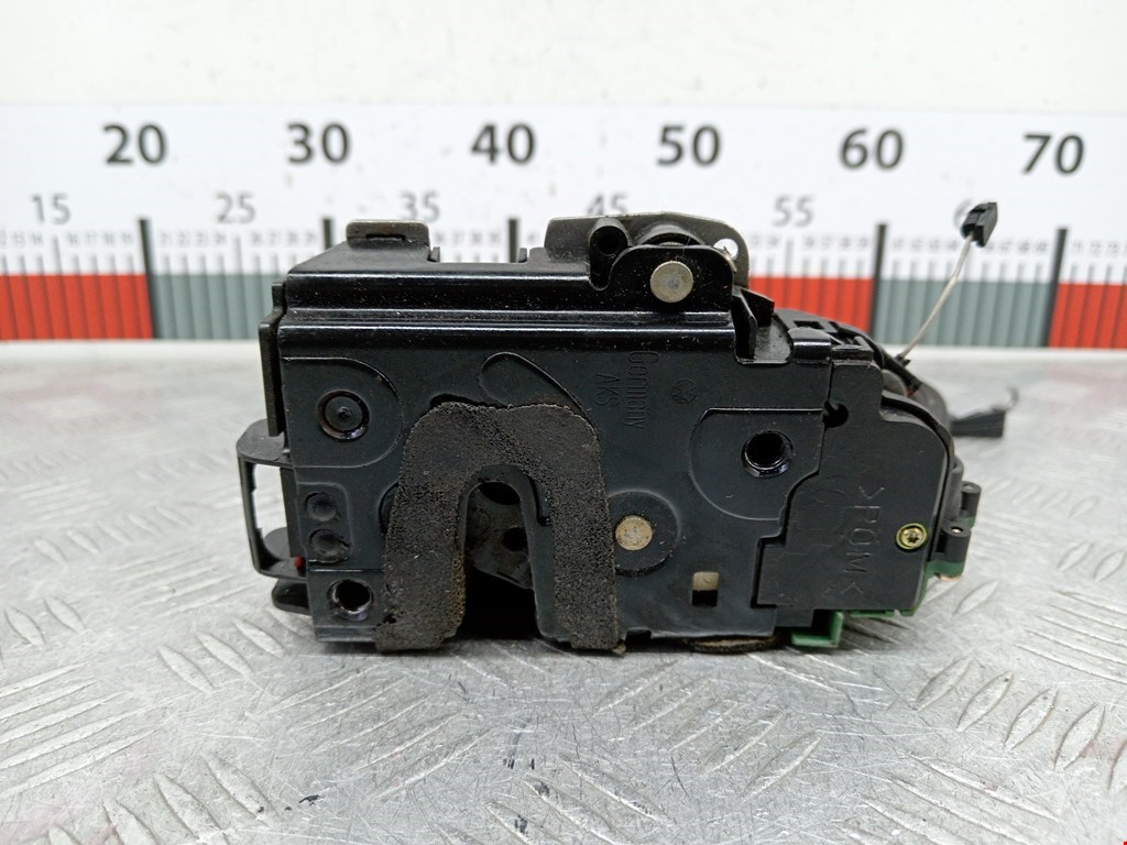 Замок двери задней левой VOLKSWAGEN Polo IV 2001-2009