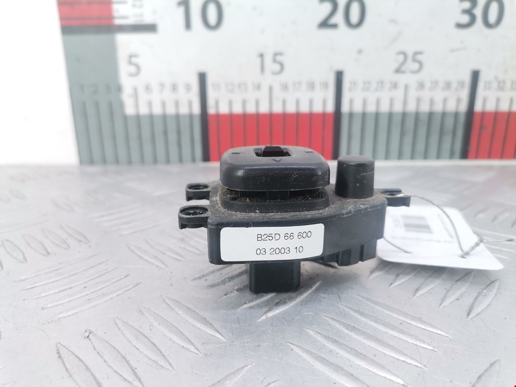 Блок управления зеркалами MAZDA Mazda 2 DY 2003-2007