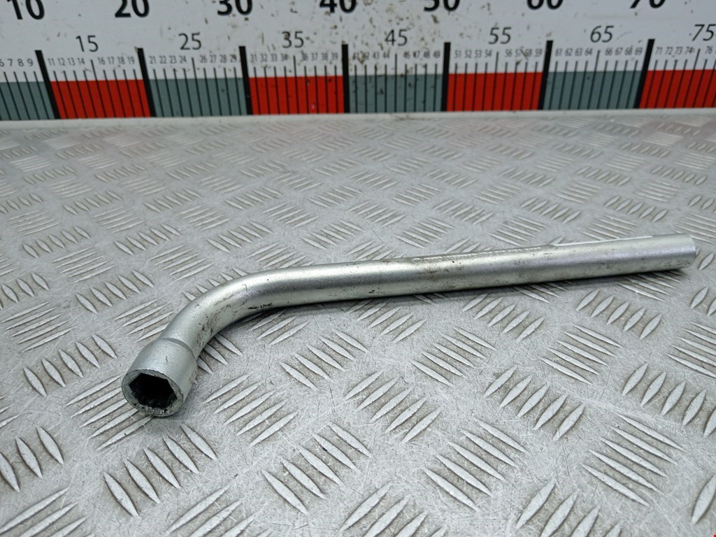 Ключ балонный VOLKSWAGEN Golf IV 1997-2003