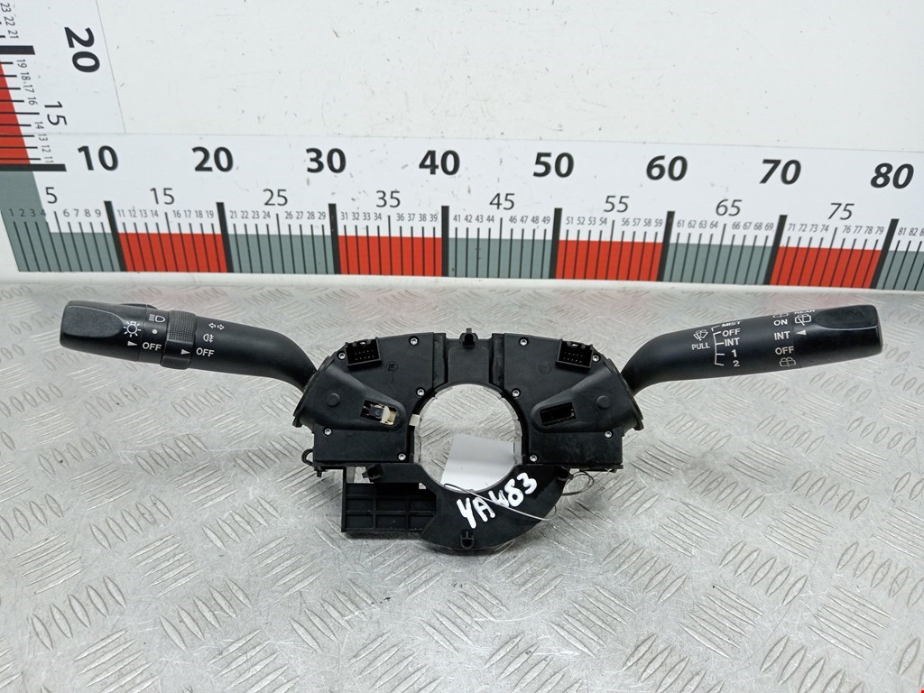 Переключатель поворотов и дворников (стрекоза) Mazda 2 DY (2003-2007)