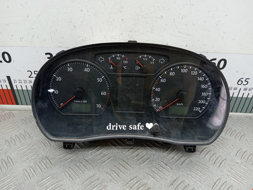 Панель приборов (щиток) VOLKSWAGEN Polo IV 2001-2009