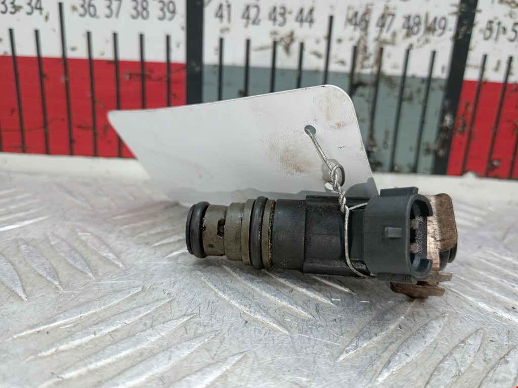 Форсунка бензиновая электрическая Volkswagen Golf 4 (1997-2004)