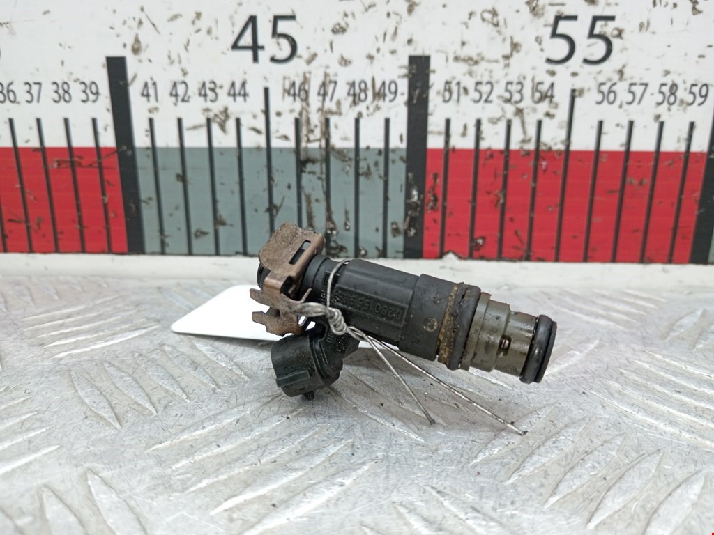 Форсунка бензиновая электрическая Volkswagen Golf 4 (1997-2004)