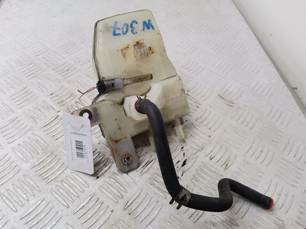 Бачок главного тормозного цилиндра TOYOTA Prius II XW20 2003-2012