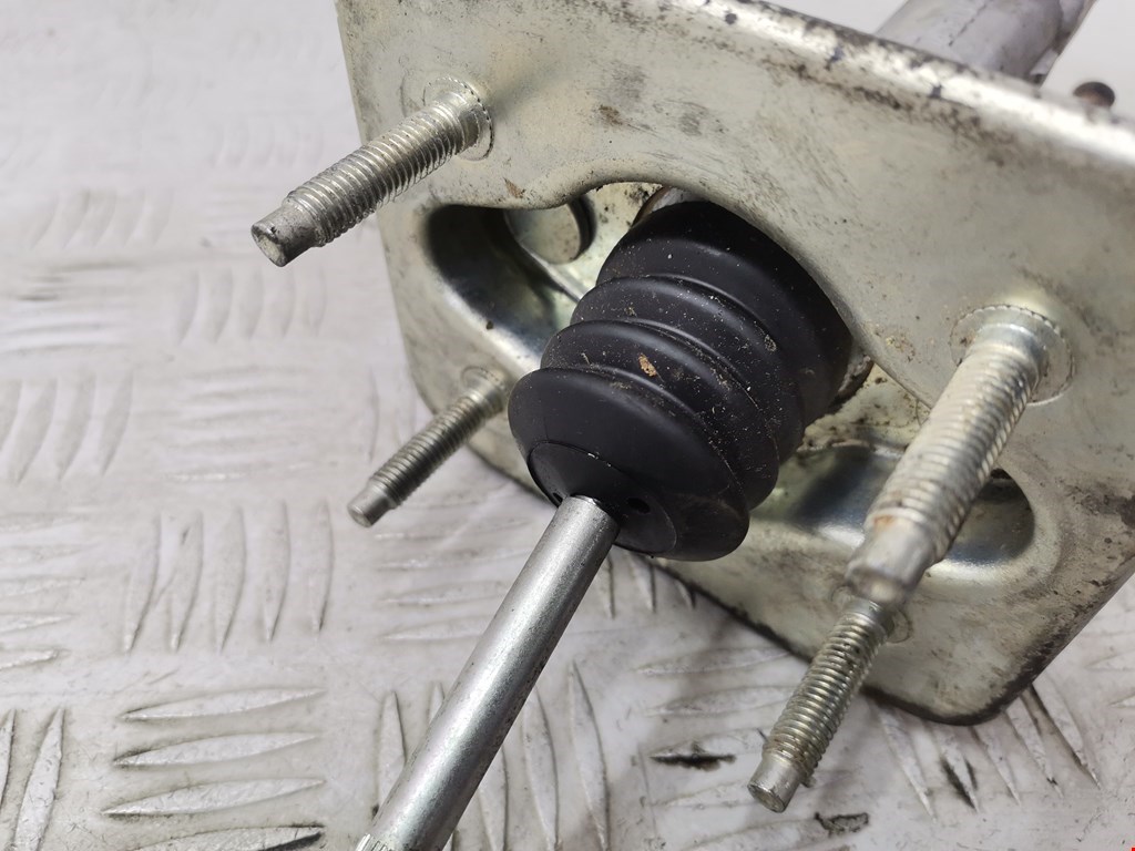 Цилиндр тормозной главный TOYOTA Prius II XW20 2003-2012