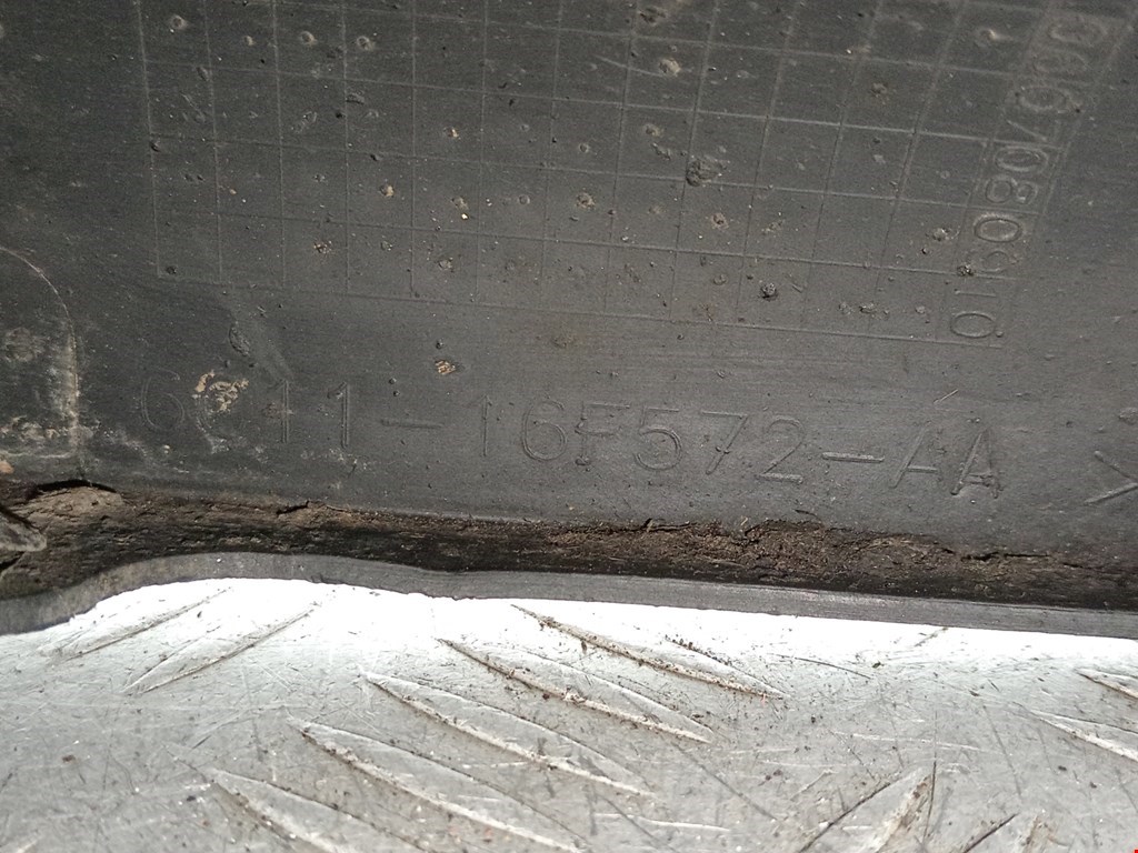 Локер (подкрылок) передний правый FORD Transit 2006-2014