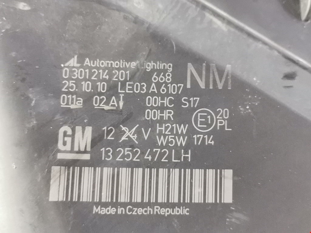 Фара левая OPEL Zafira B 2005-2012