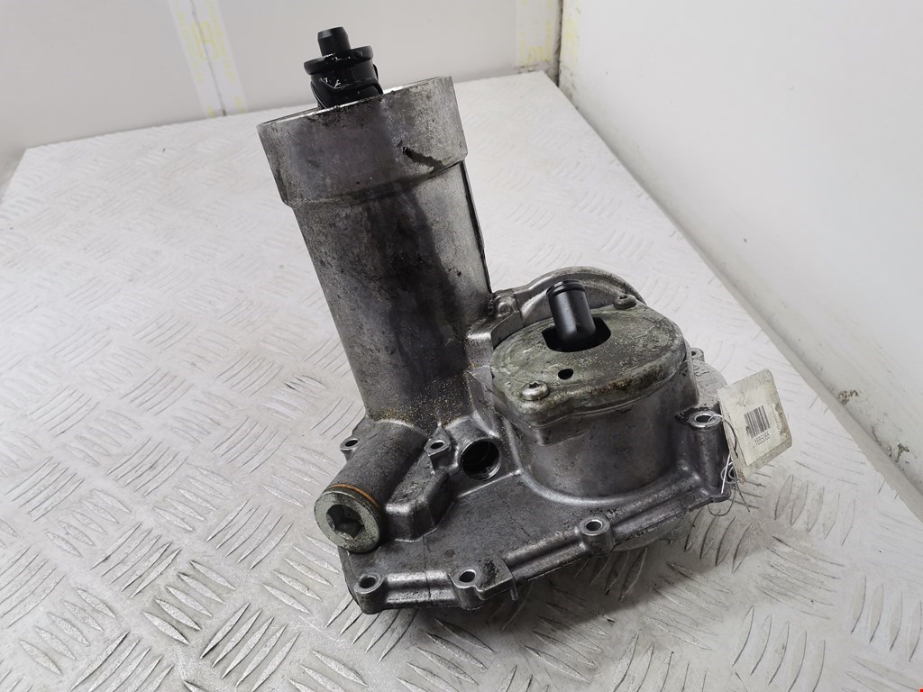 Корпус масляного фильтра AUDI A4 B5 1995-2001