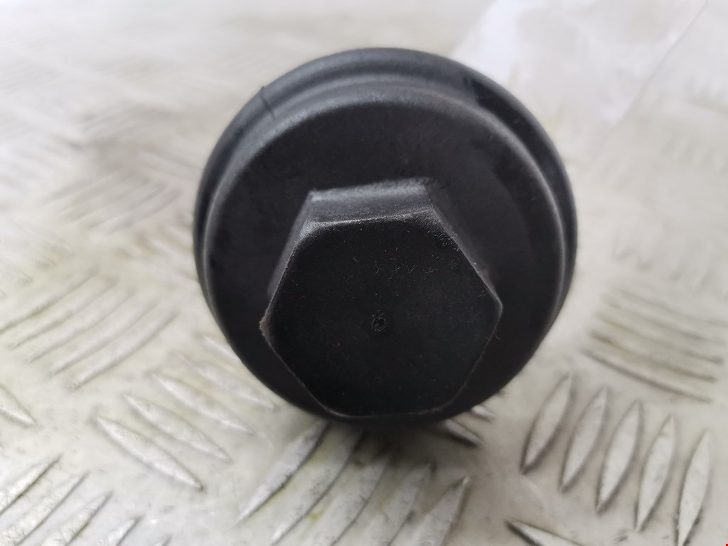 Крышка масляного фильтра VOLKSWAGEN Touran 2003-2010