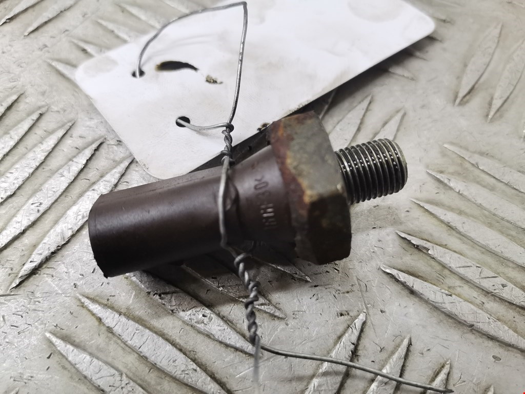 Датчик давления масла SKODA Fabia MK1 1999-2006